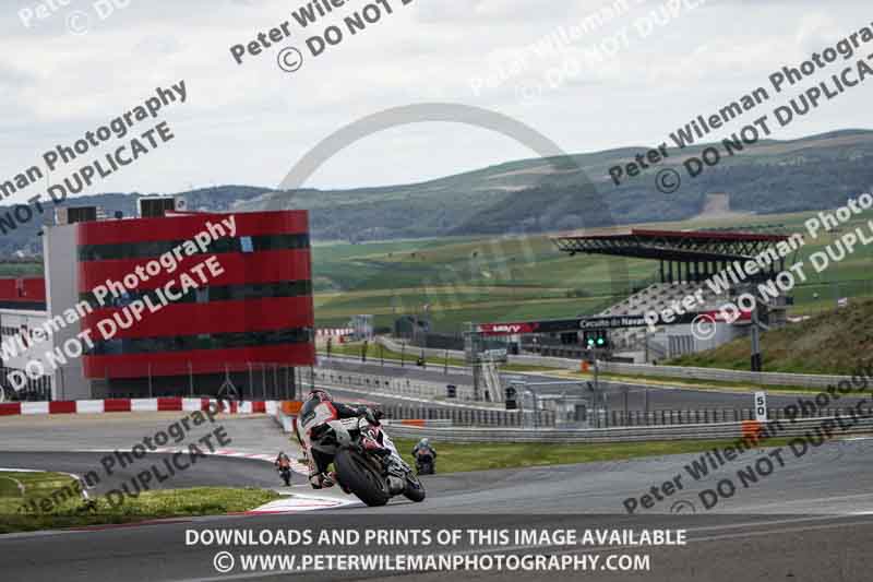 cadwell no limits trackday;cadwell park;cadwell park photographs;cadwell trackday photographs;enduro digital images;event digital images;eventdigitalimages;navarra;no limits trackdays;peter wileman photography;racing digital images;trackday digital images;trackday photos